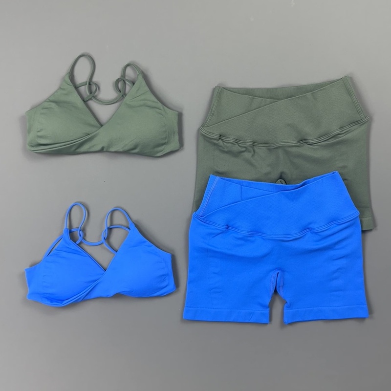 2 Parça Kadın Spor Seti, V Yak - Stretch Strap Yoga incelemesi ve fiyatı